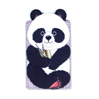 Набор для вышивания «Милая панда. Чехол для телефона»