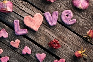 Алмазная вышивка «Love» Алмазная вышивка «Love»