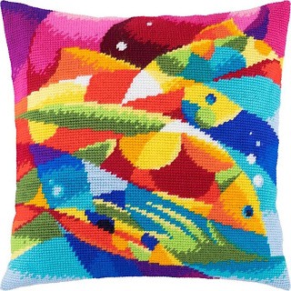 Набор для вышивания подушки «Абстракция Рыбы», лицевая сторона, Чарівниця
