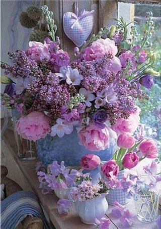 Алмазная вышивка «Нежный букет» Алмазная вышивка «Нежный букет»