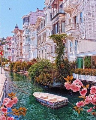 Картина по номерам «Улицы Венеции» Картина по номерам «Улицы Венеции»