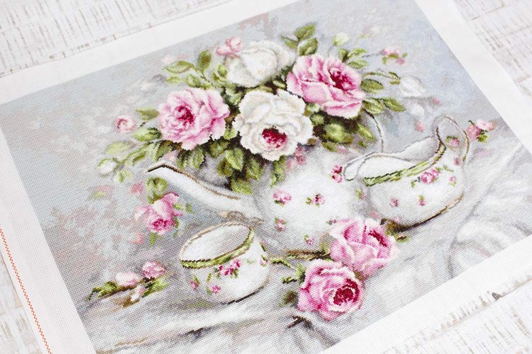 Набор для вышивания «Чайный сервиз и розы» — картинка 3