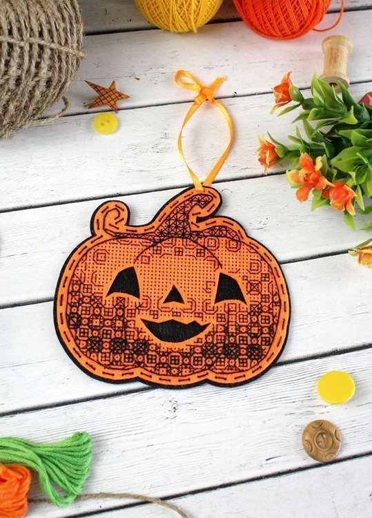 Набор для вышивания «Тыковка с узорами» — картинка 2