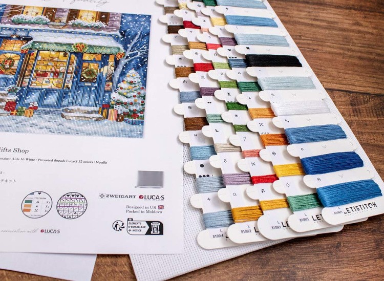 Набор для вышивания «Christmas Gifts Shop (Магазин рождественских подарков)» — картинка 4