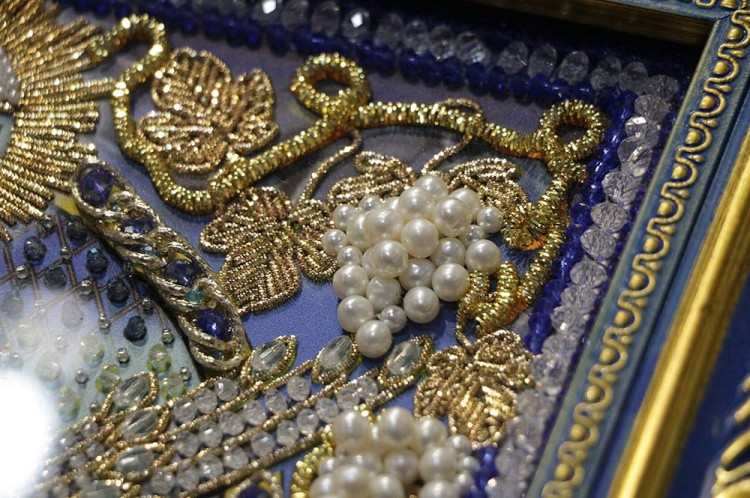 Вышивка Образа в каменьях «Ангел Хранитель домашнего очага» — картинка 4