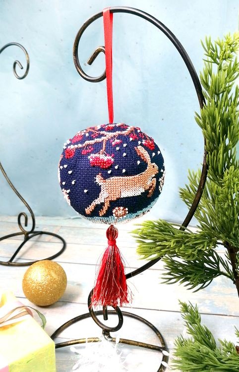 Набор для вышивания «Игрушка. Зайцы-побегайцы» — картинка 5