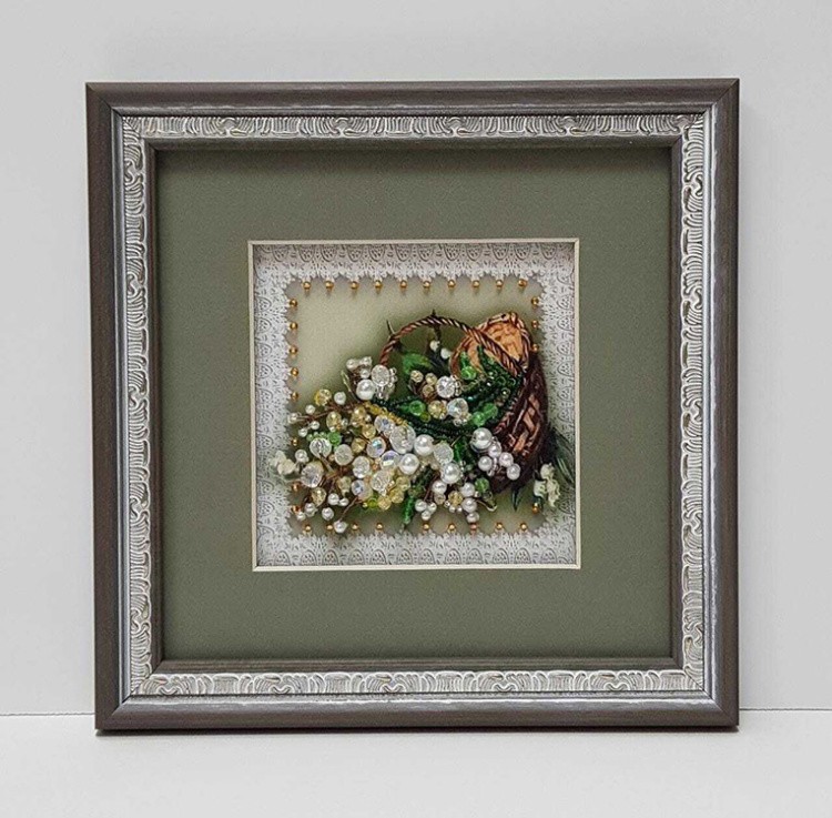 Вышивка Образа в каменьях «Ландыши в корзине» (магнит) — картинка 2