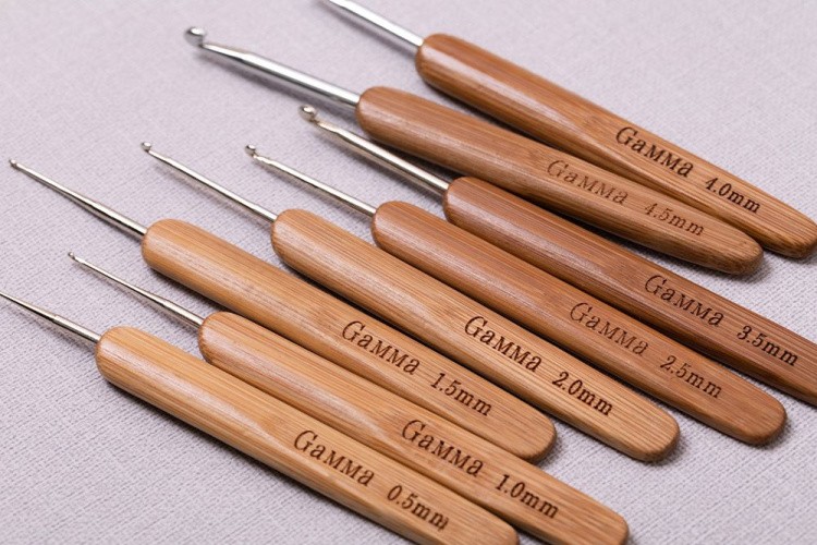 Крючок для вязания с бамбуковой ручкой, d 4 мм, 13,5 см, в блистере, Gamma — картинка 4