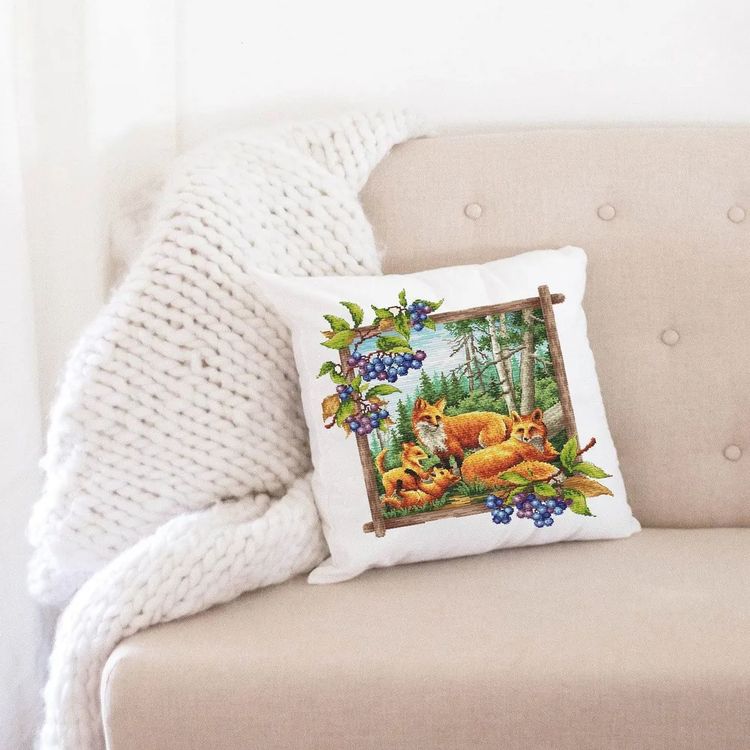 Набор для вышивания «Таежная семья. Лисы» — картинка 3