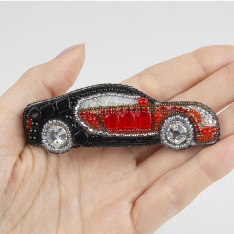 Набор вышивки бисером «Брошь. Машинка» — картинка 4