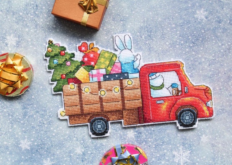 Набор для вышивания «Грузовик с подарками» — картинка 2