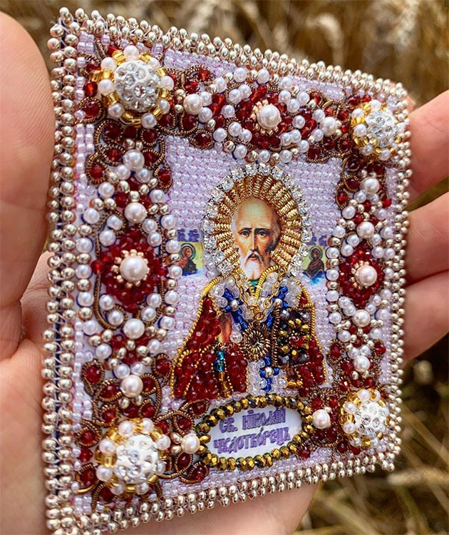 Вышивка Образа в каменьях «Николай Чудотворец (с молитвой)» — картинка 6