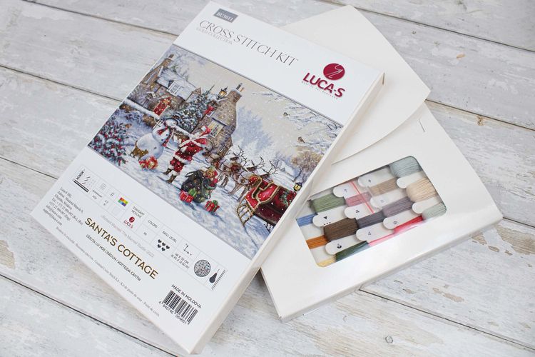 Набор для вышивания «Коттедж Санты» — картинка 3