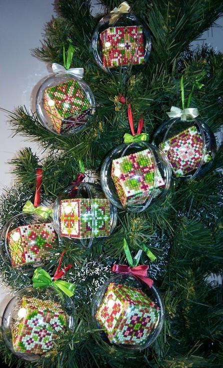 Набор мозаичных шаров «Рождественские 1-8»