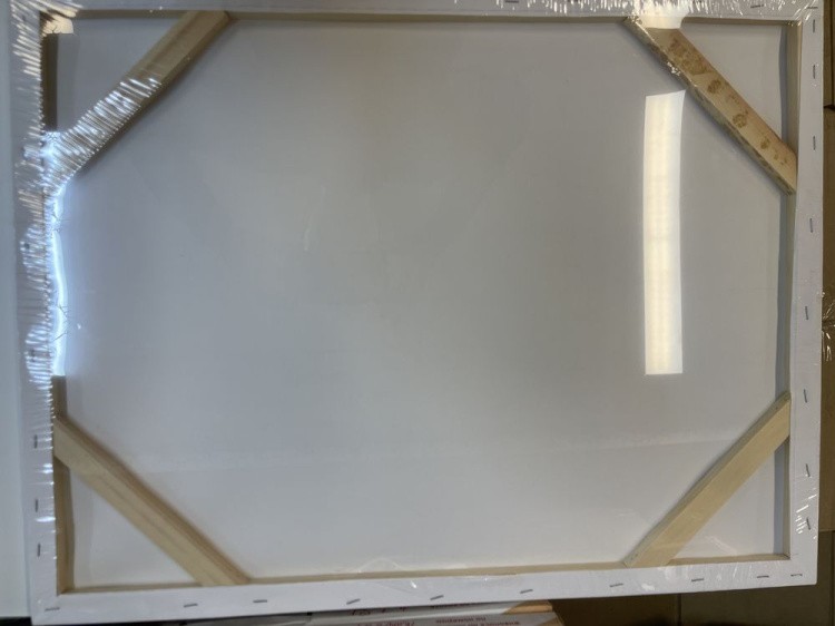 УЦЕНКА. Холст грунтованный на подрамнике хлопок, 50x65 см (плохая натяжка холста, немного грязный вверху и внизу) — картинка 4