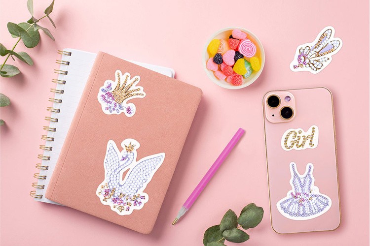 Алмазная вышивка «Наклейки. Девичьи грёзы» — картинка 3