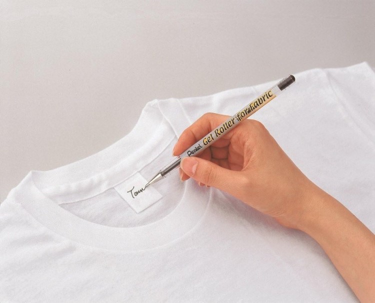 Ручка гелевая по ткани Gel Roller for Fabric, d 1 мм, цвет чернил: черный, Pentel — картинка 3