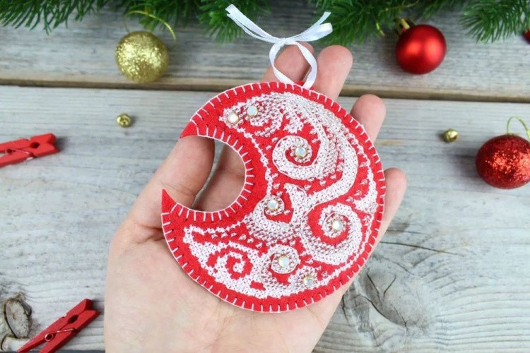 Набор для вышивания «Морозные узоры. Луна» — картинка 4