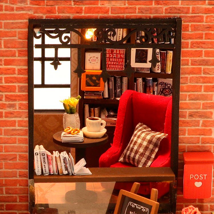 Набор для создания миниатюры (румбокс) «Книжный магазинчик» — картинка 4