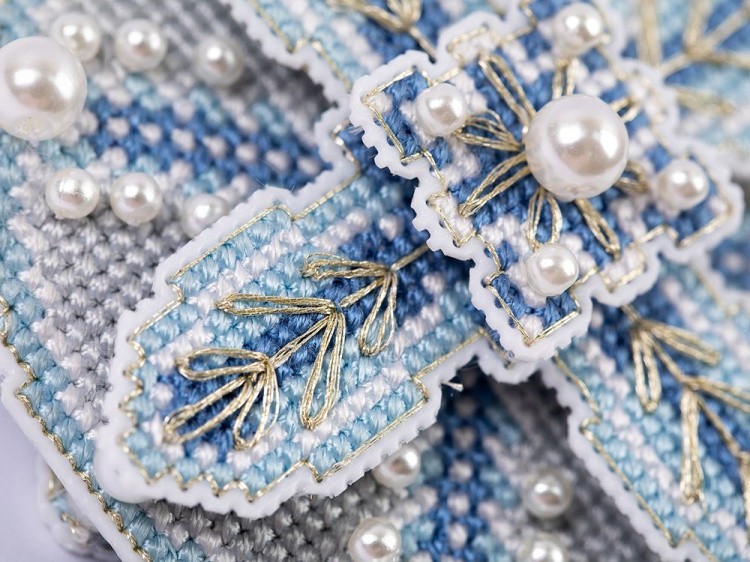 Набор для вышивания «Новогодняя игрушка. Голубой шар» — картинка 3