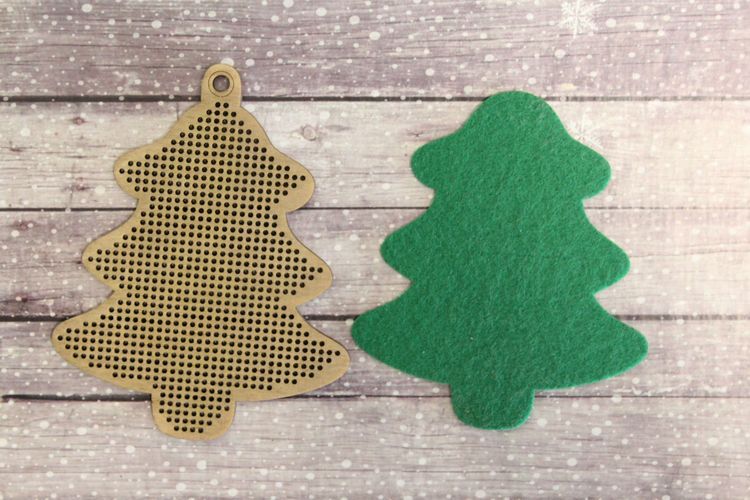 Набор для вышивания «Ёлочная игрушка. Ёлочка» — картинка 2