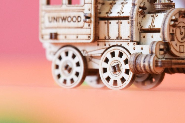 Конструктор из дерева «Паровоз», UNIWOOD — картинка 4