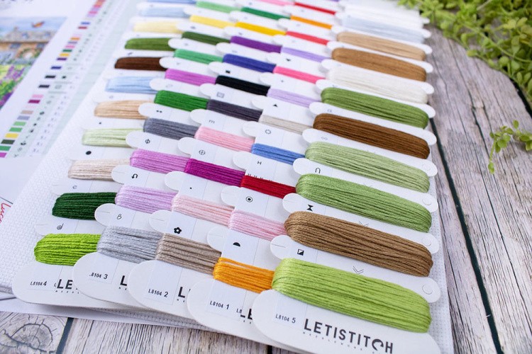 Набор для вышивания «Busy Bee Hotel (Отель Busy Bee)» — картинка 4