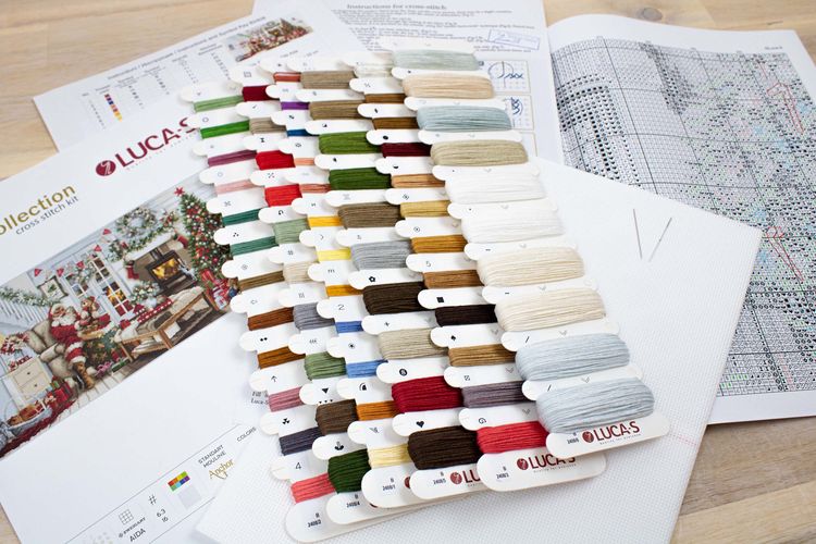 Набор для вышивания «Интерьер у Санты Клауса» — картинка 4