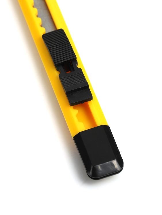 Нож канцелярский, 9 мм, Maxwell — картинка 2