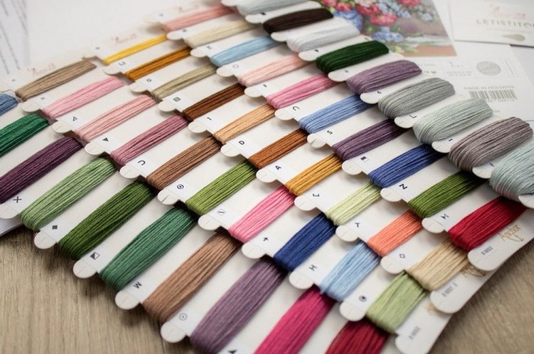 Набор для вышивания «Её Величество - Розы» — картинка 2