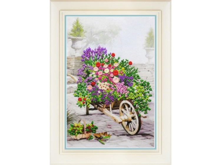 Набор для вышивания «Цветы в саду»