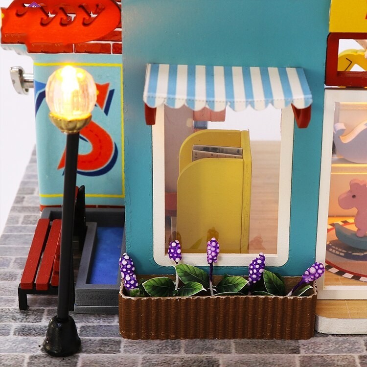 Набор для создания миниатюры (румбокс) «Магазин игрушек» — картинка 7