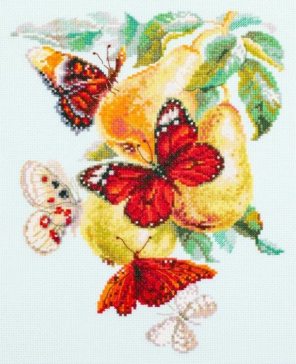 Набор для вышивания «Бабочки на груше»