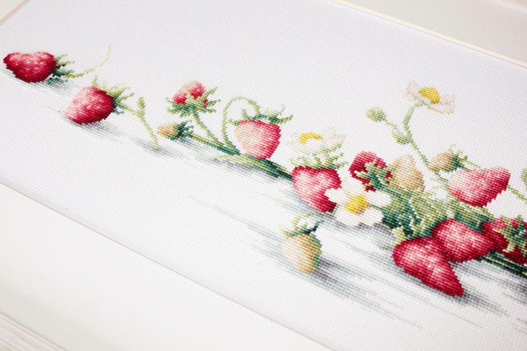 Набор для вышивания «Этюд с земляникой» — картинка 4