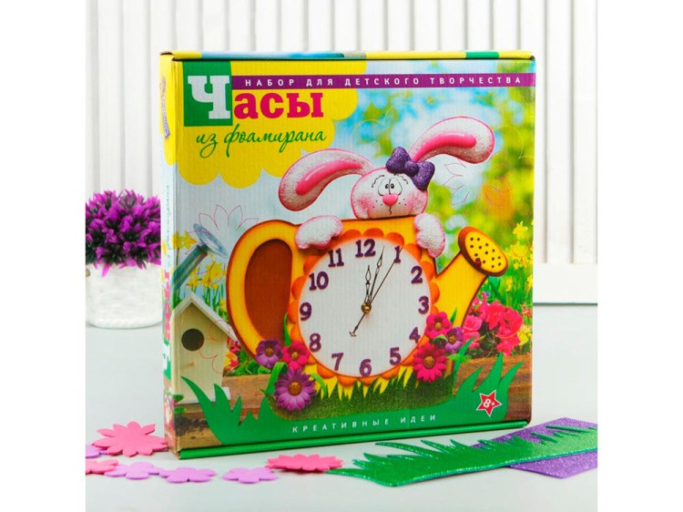 Часы из фоамирана «Зайка в лейке» — картинка 6