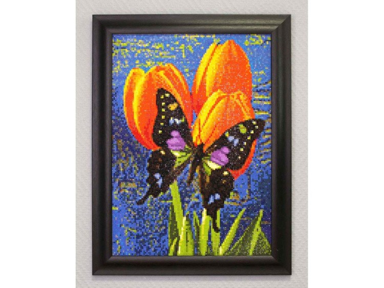 Алмазная вышивка «Бабочка на тюльпанах» — картинка 2