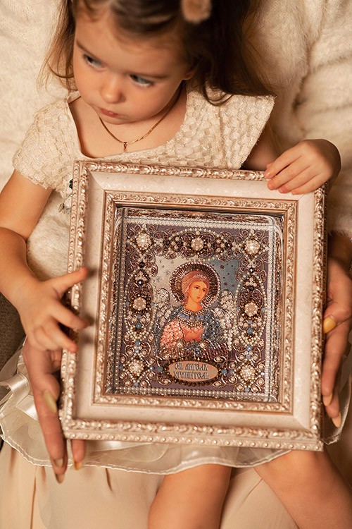 Вышивка Образа в каменьях «Ангел Хранитель» — картинка 5