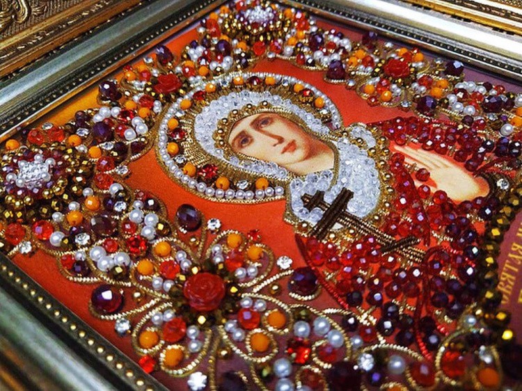 Набор вышивки хрустальными камнями «Святая Галина» — картинка 3