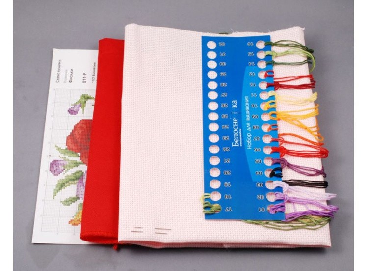 Подушка «Волнение» (канва бежевая) — картинка 2