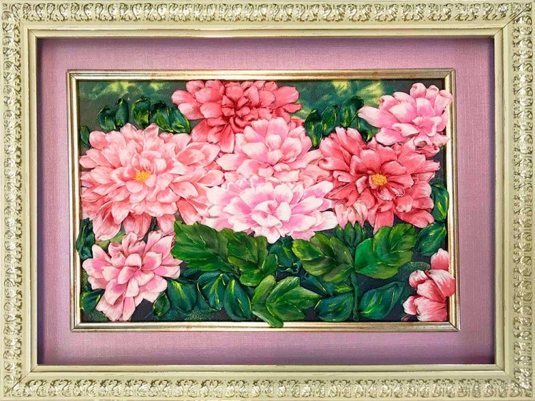 Вышивка лентами «Розовые хризантемы» — картинка 2