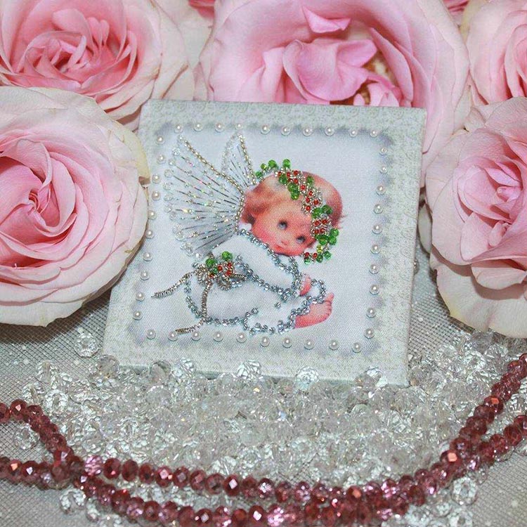 Вышивка Образа в каменьях «Ангелочек» (магнит) — картинка 3