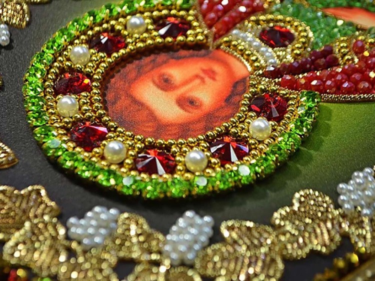 Набор вышивки хрустальными камнями «Святой Пантелеймон» — картинка 5