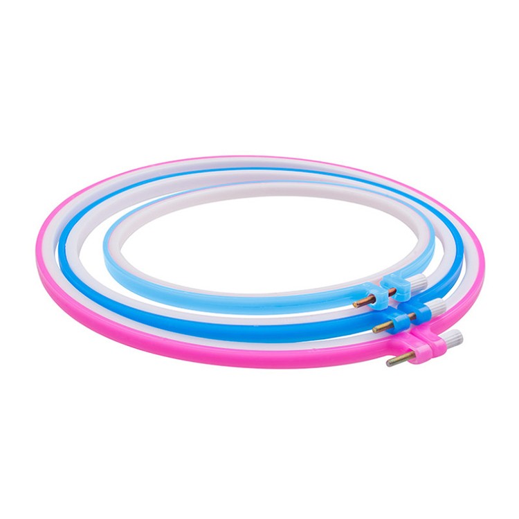 Пяльцы пластиковые набор 3 шт. (D 28 см, 23 см, 19 см) — картинка 4