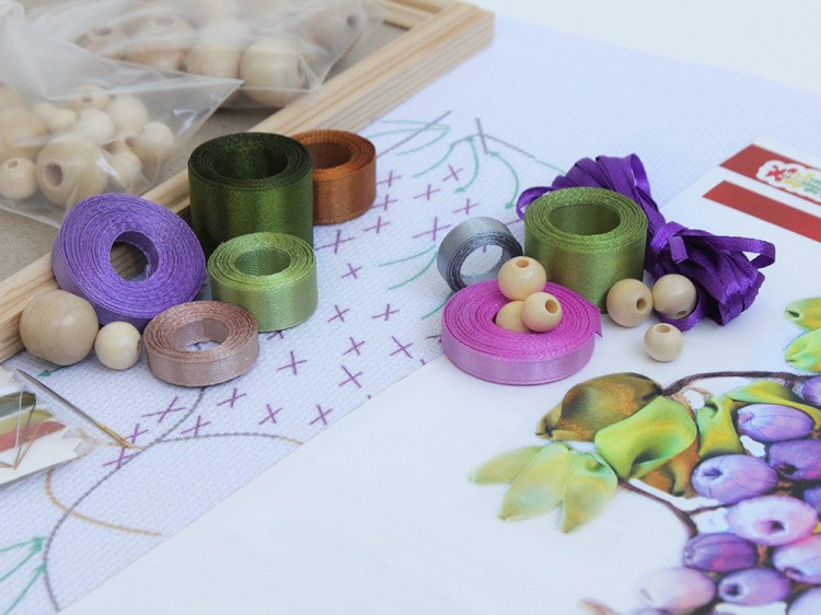 Вышивка лентами «Виноградная лоза» — картинка 2