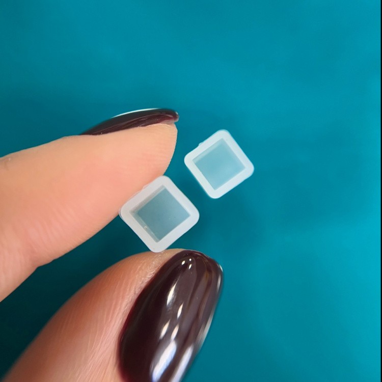 Силиконовый молд для сережек-гвоздиков «квадрат», 2 шт. — картинка 2