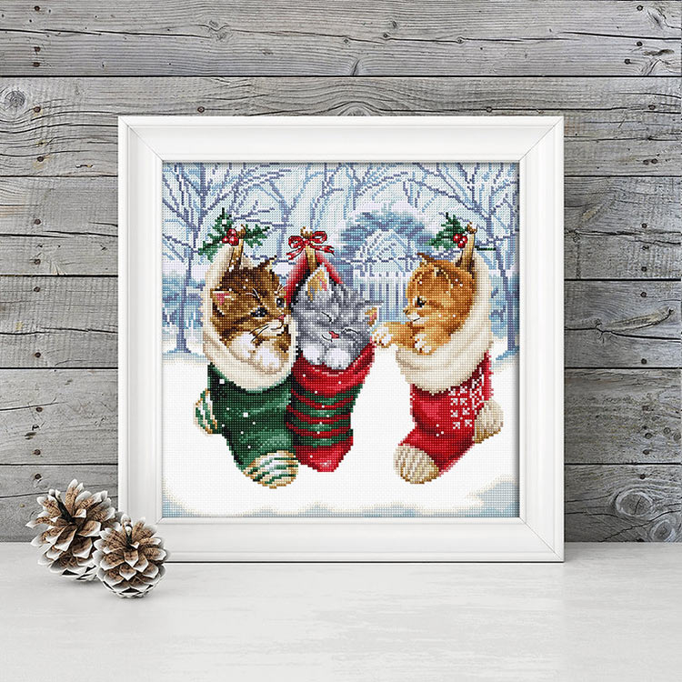 Набор для вышивания «Snowy Kitties (Снежные котята)» — картинка 2