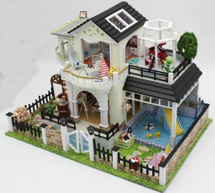 Набор для создания миниатюры (румбокс) «Дом с бассейном»