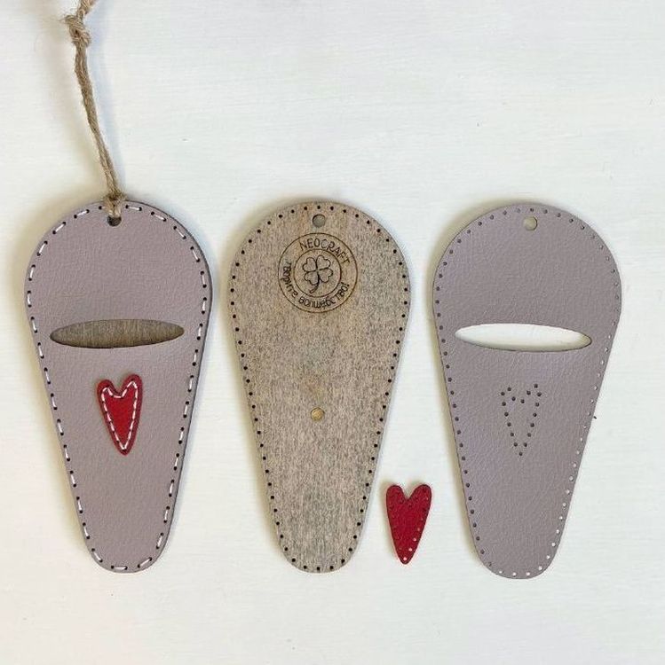 Набор для вышивания «Чехол для ножниц» (сиреневый) — картинка 2