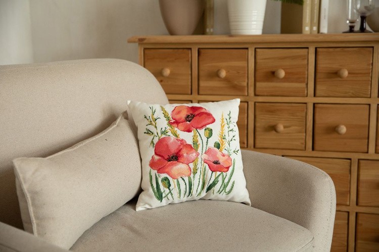 Набор для вышивания «Подушка. Алые маки» — картинка 3