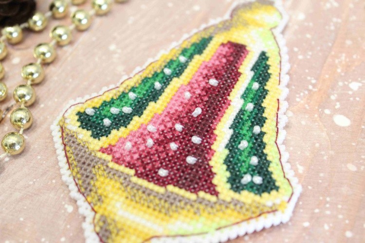 Набор для вышивания «Советская ёлочная игрушка. Колокольчик» — картинка 4